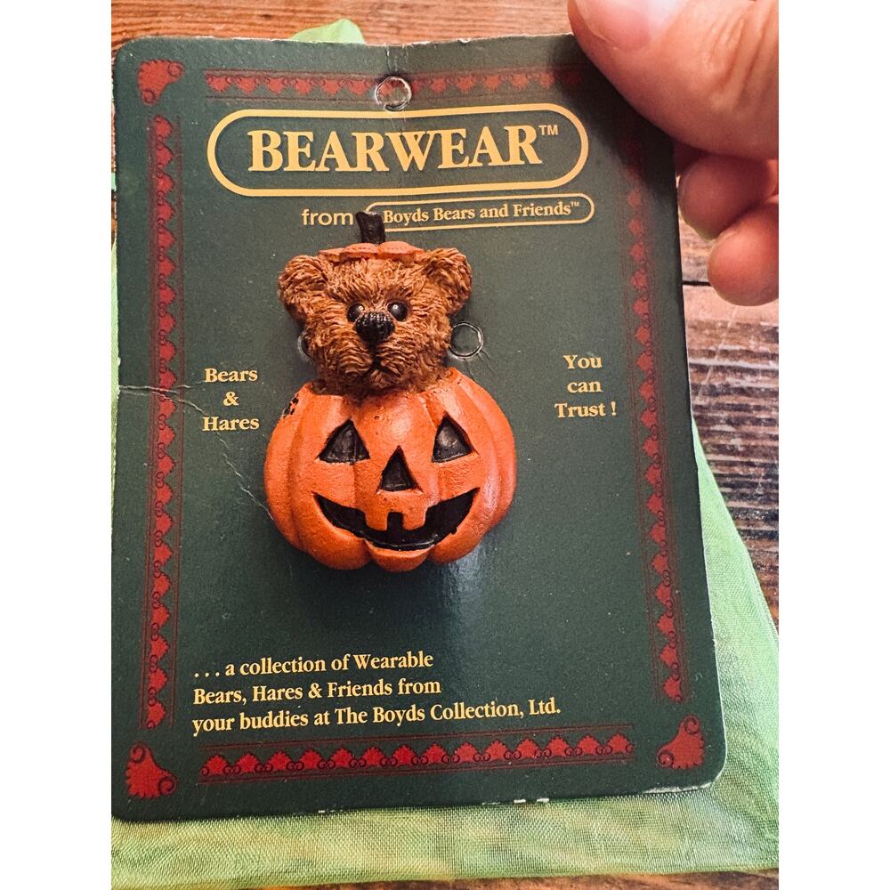 ALDEN...TRICK OR TREAT-BOYDS BEARS PIN #26022